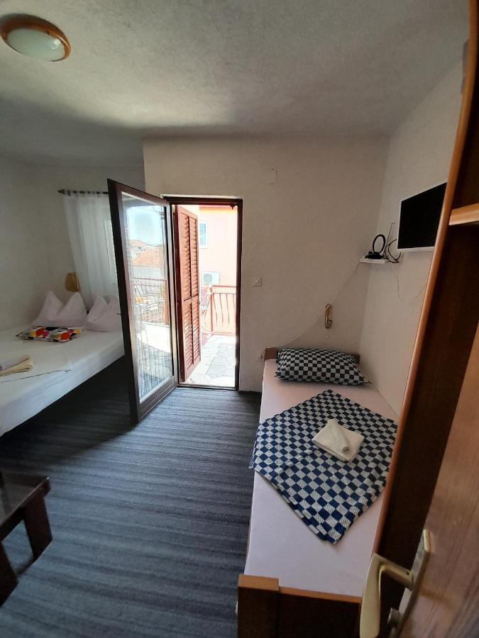 Comfort Apartments Trogir Exterior foto